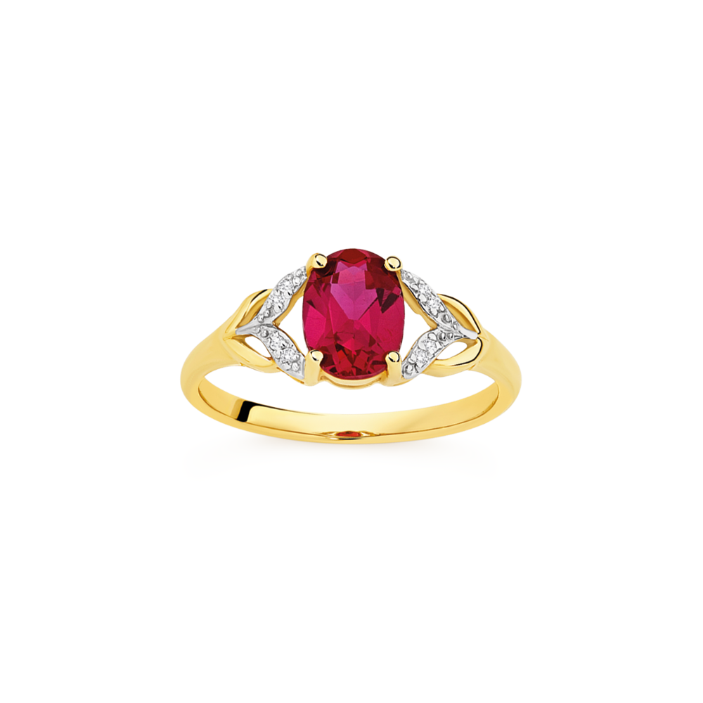 Violet - Round Brilliant, Shoulder Set Ring