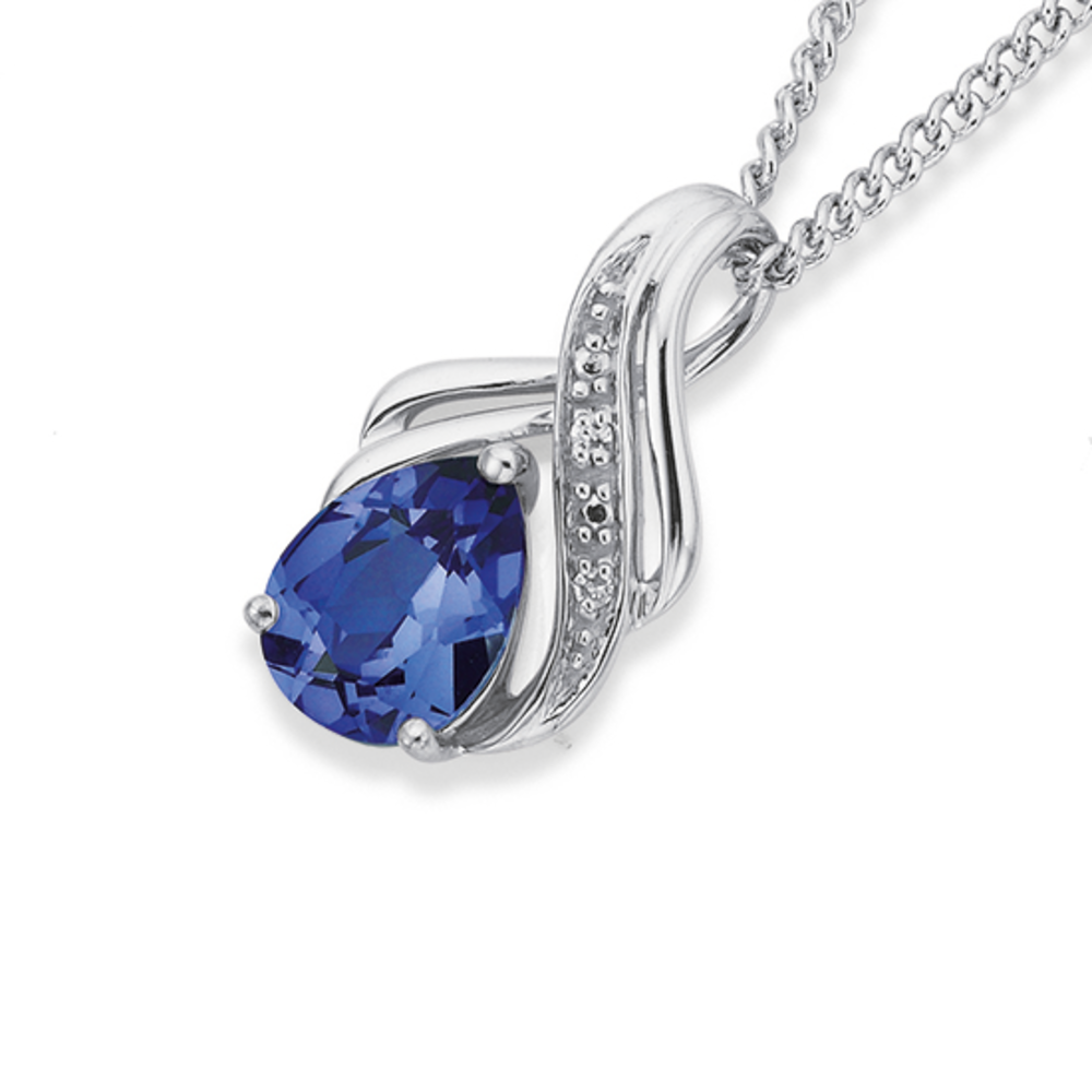 Diamond and sapphire hotsell necklace white gold