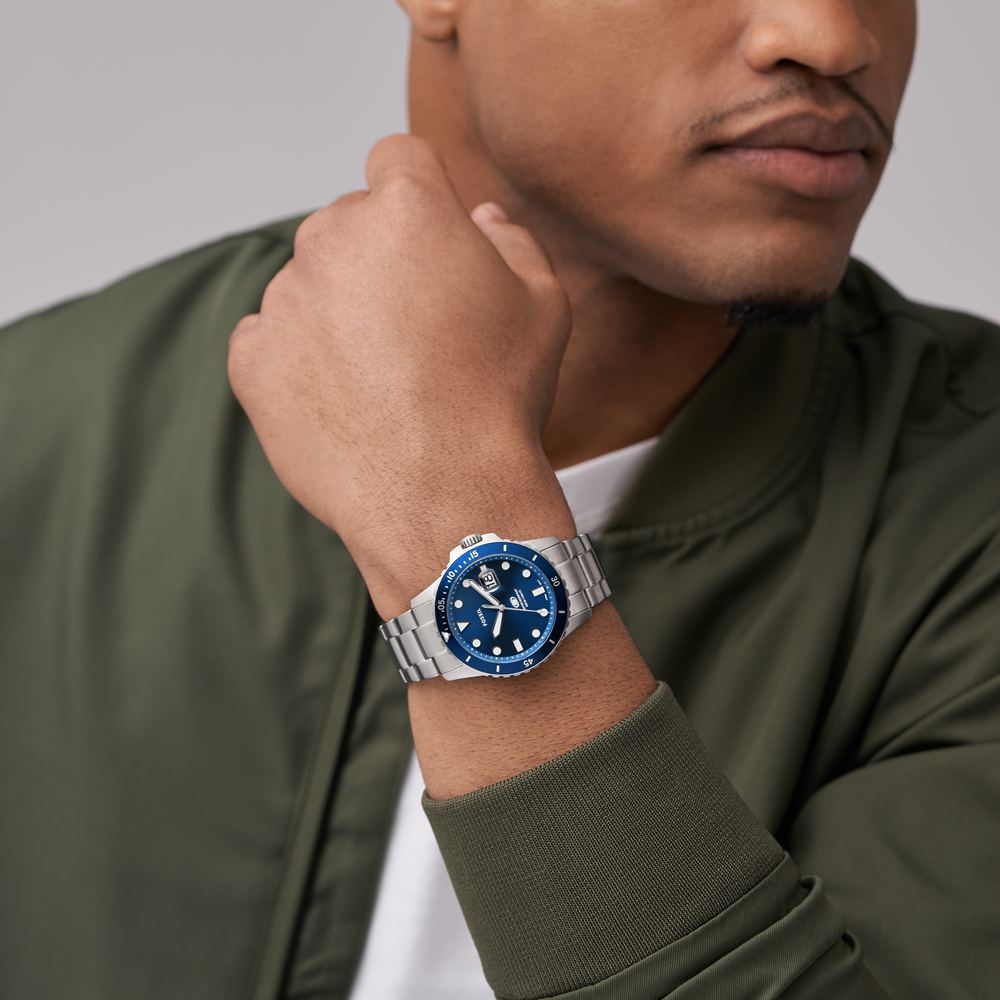 Fossil Blue Men s Watch in Silver Prouds