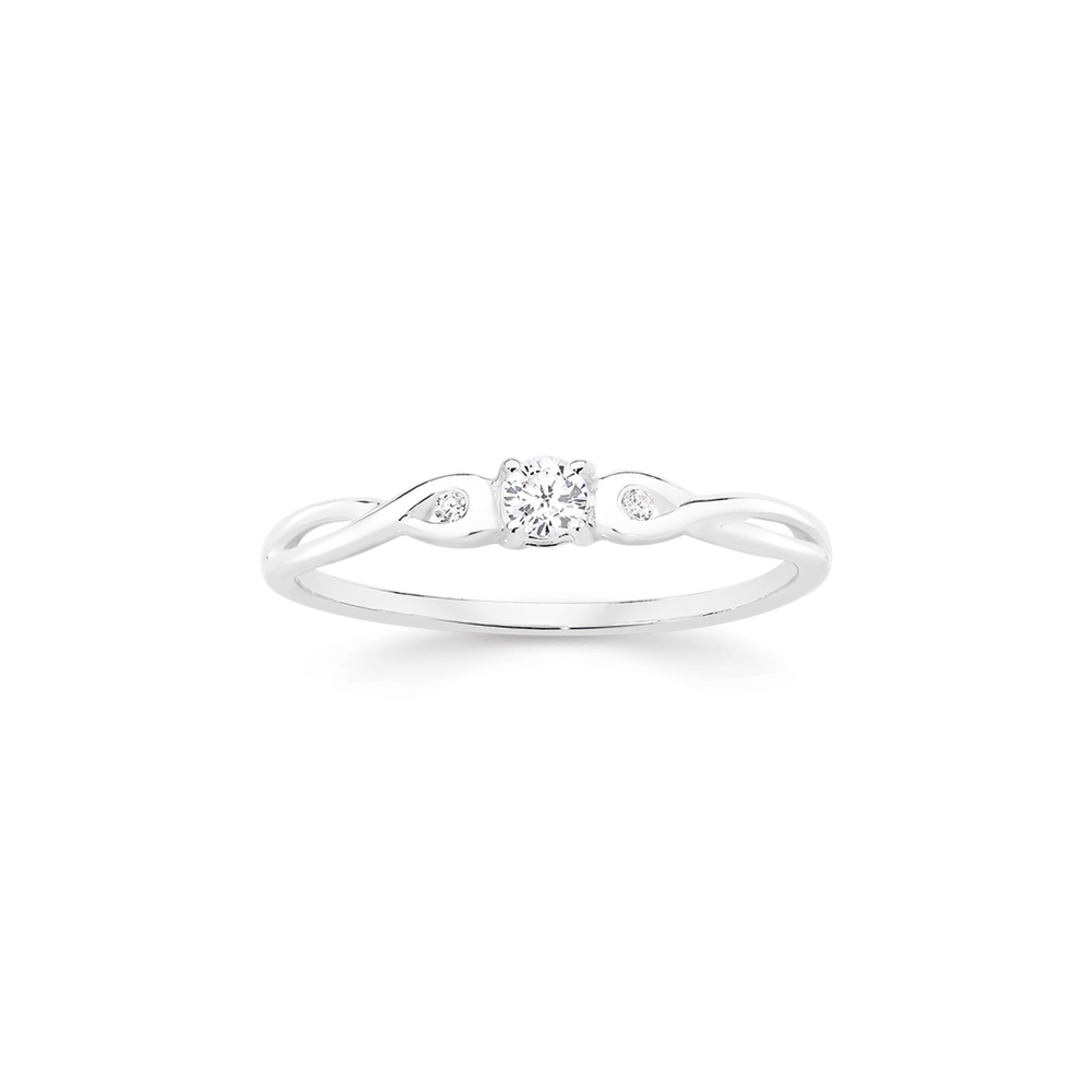 Diamond rings, solitaires, dress rings, eternity and anniversary