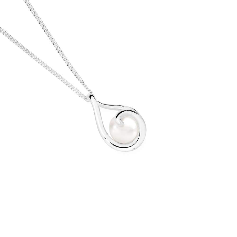 Freshwater pearl necklace discount prouds